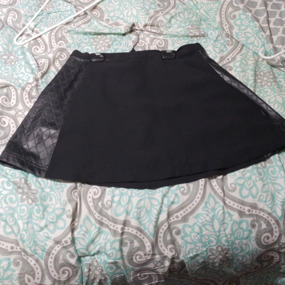 Forever 21 high waisted skater skirt